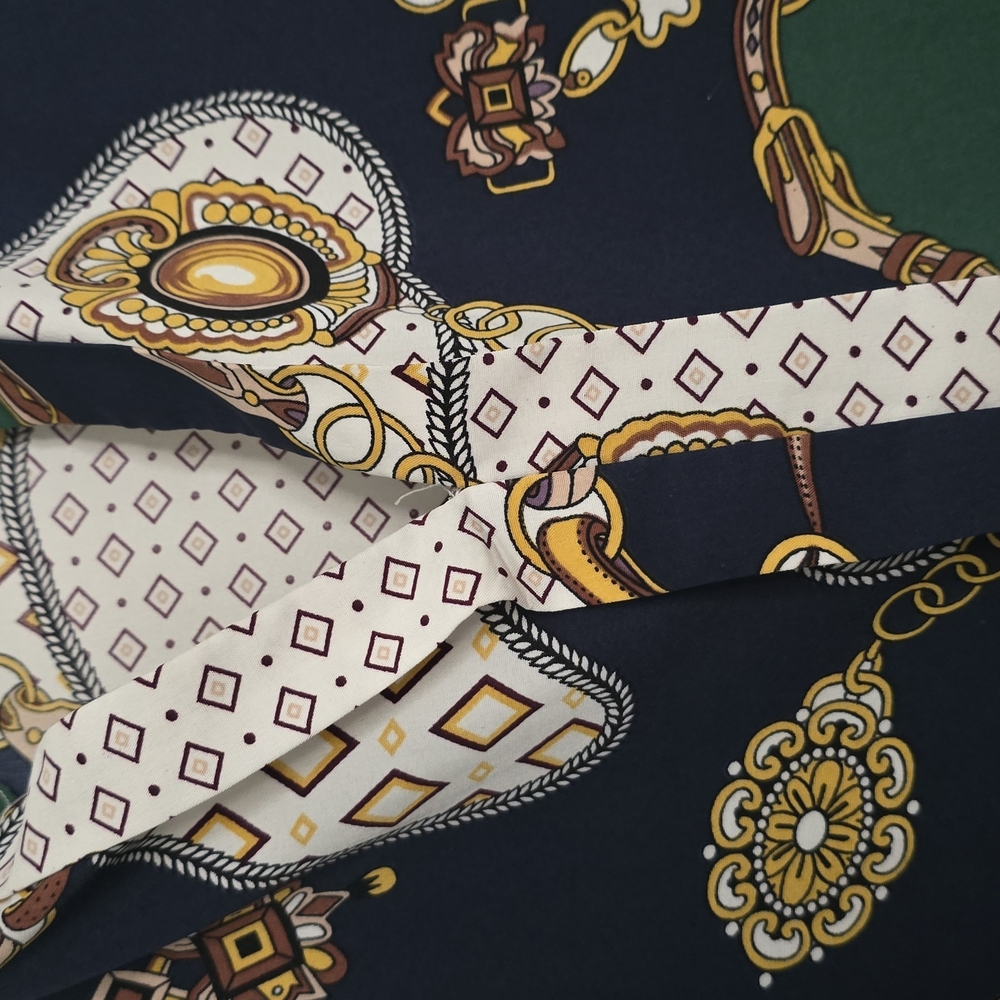 Elegant Black and Gold Women's Scarf